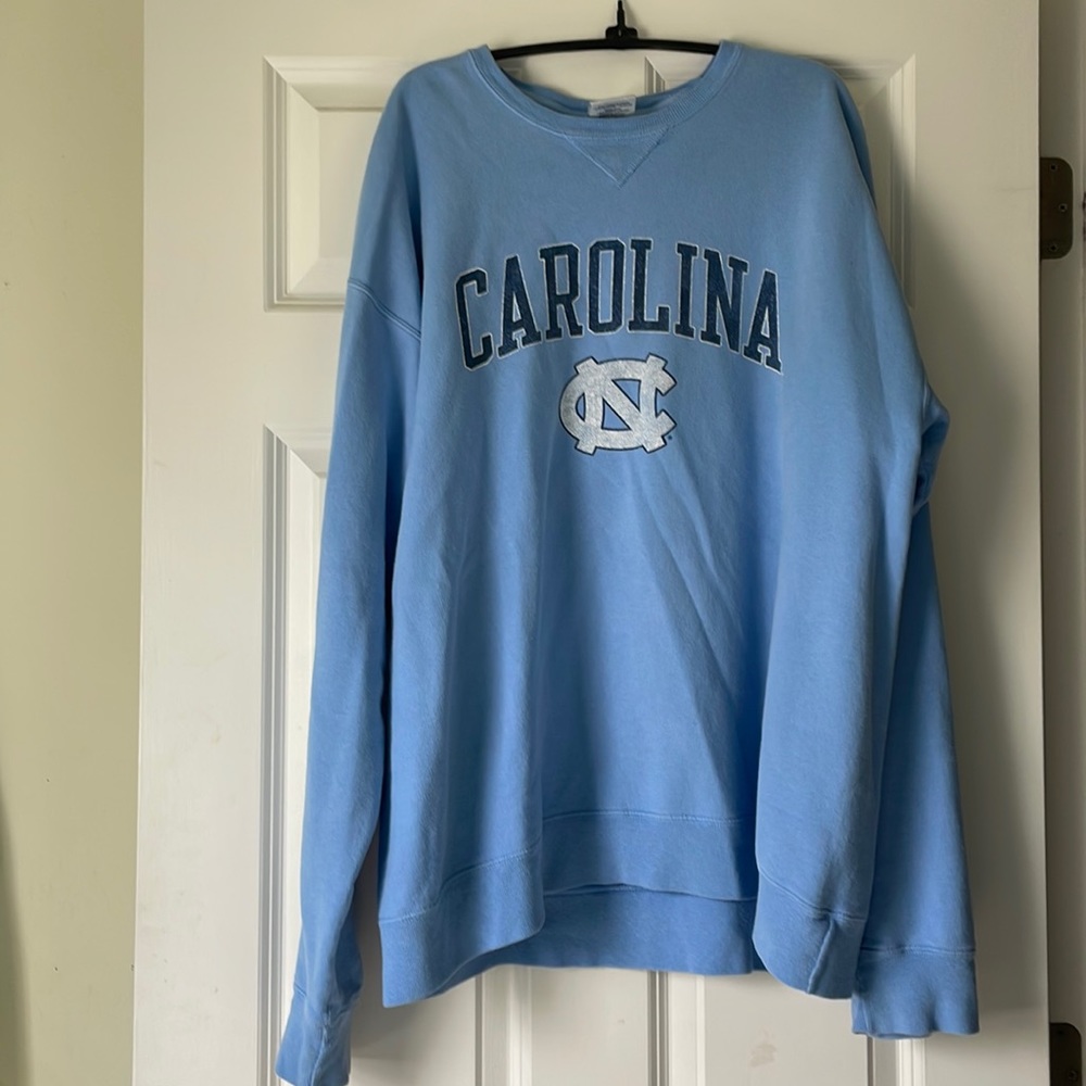 UNC Crewneck; Large; Worn once